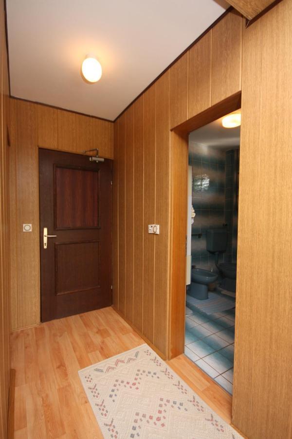 Apartments For Families With Children Lopar, Rab - 10402 Eksteriør billede